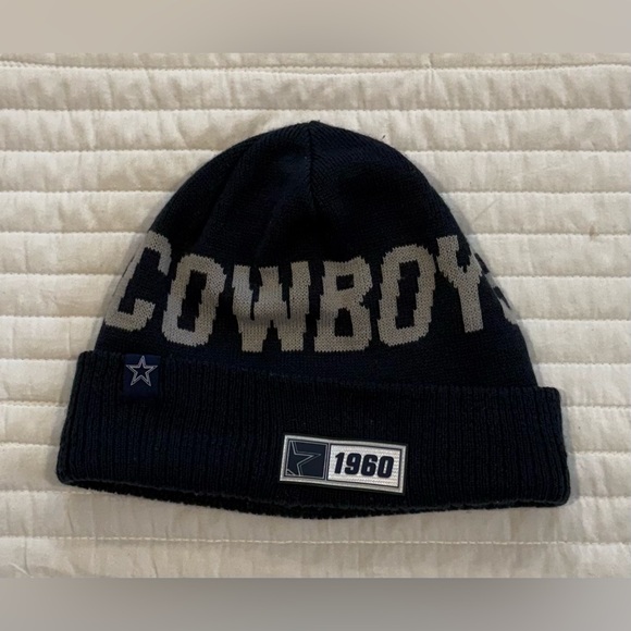 Dallas Cowboys NFL NEW ERA on Field Sideline Blue Road Knit Beanie 1960 Sz OSFM - Picture 2 of 4